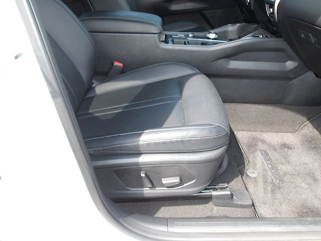 Used 2024 Kia Sorento EX AWD/4WD image 10