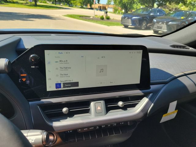 New 2026 Lexus UX 300h AWD image 26