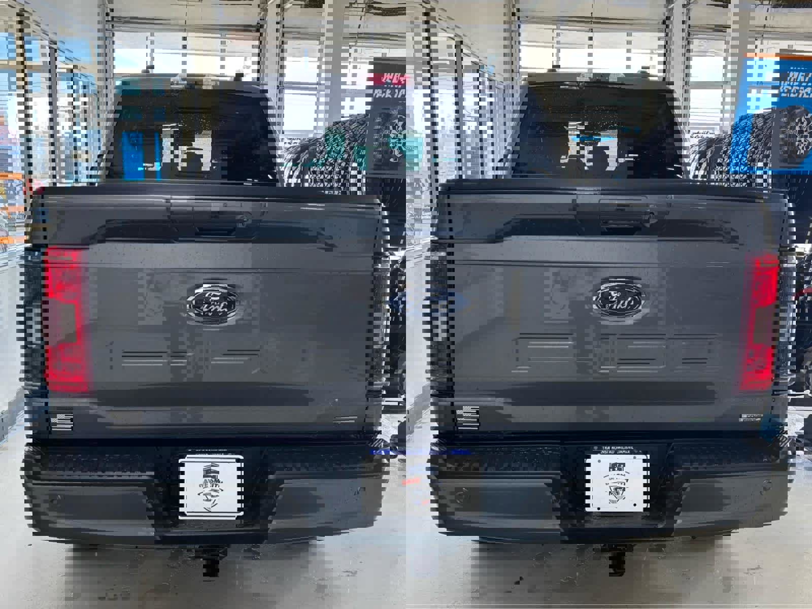 Used 2022 Ford F150 XLT w/ Equipment Group 302A High AWD/4WD image 9