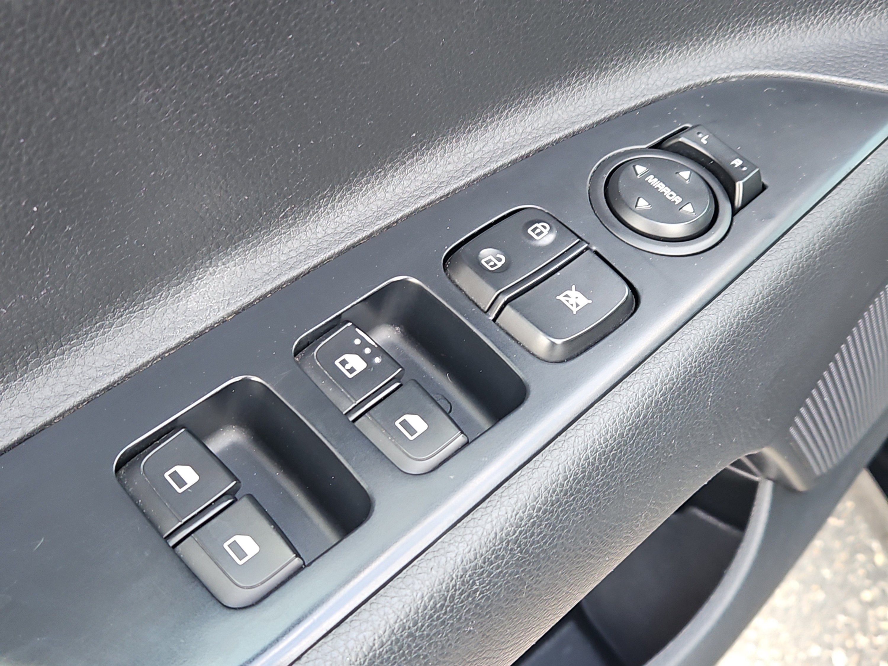 Used 2020 Kia Rio LX FWD image 13