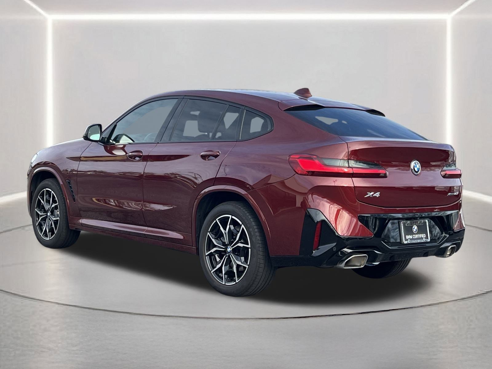 Used 2025 BMW X4 xDrive30i image 26