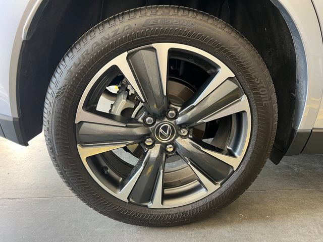 Used 2025 Lexus UX 300h FWD w/ Accessory Package (Z2) image 11