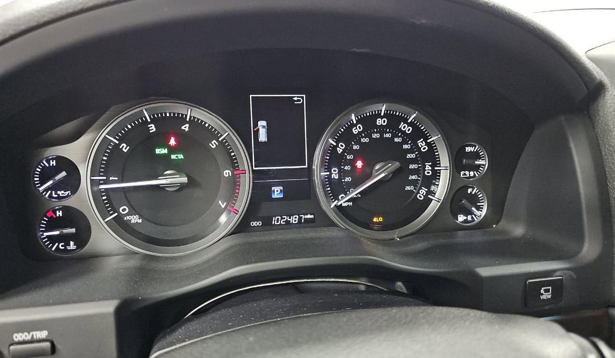 Used 2018 Toyota Land Cruiser w/ Carpet Mat Package AWD/4WD image 9