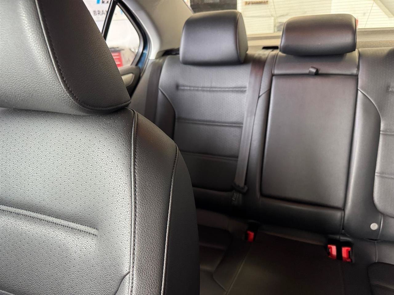 Used 2017 Volkswagen Jetta SE FWD image 9