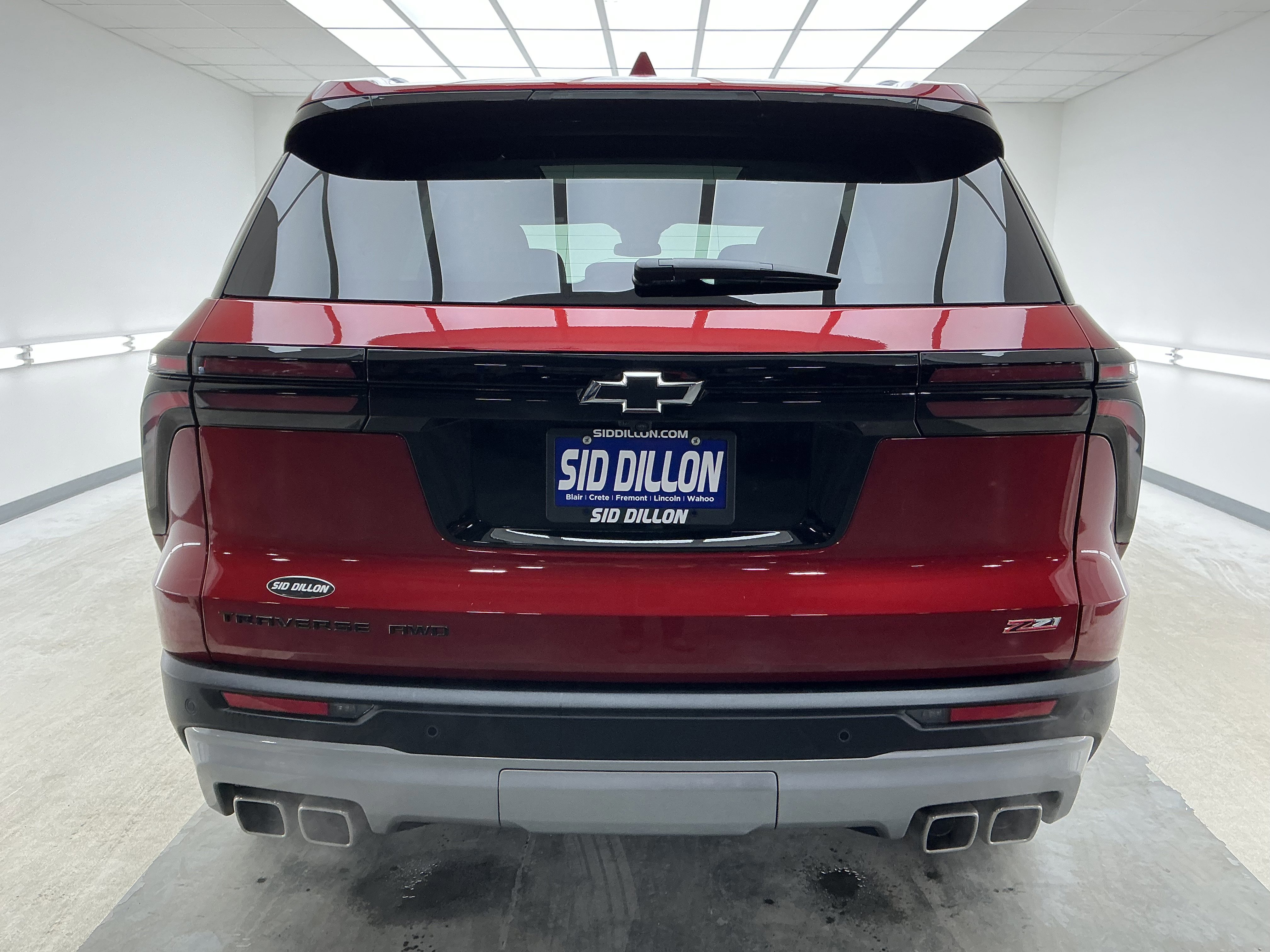Used 2025 Chevrolet Traverse Z71 image 5