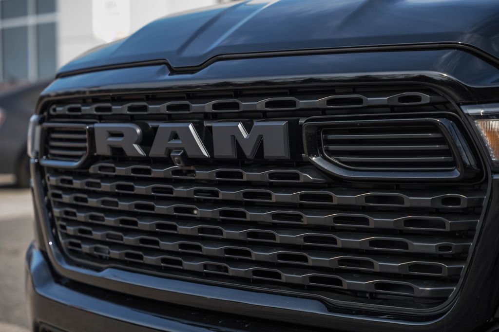 New 2026 RAM 1500 4x4 Crew Cab image 13