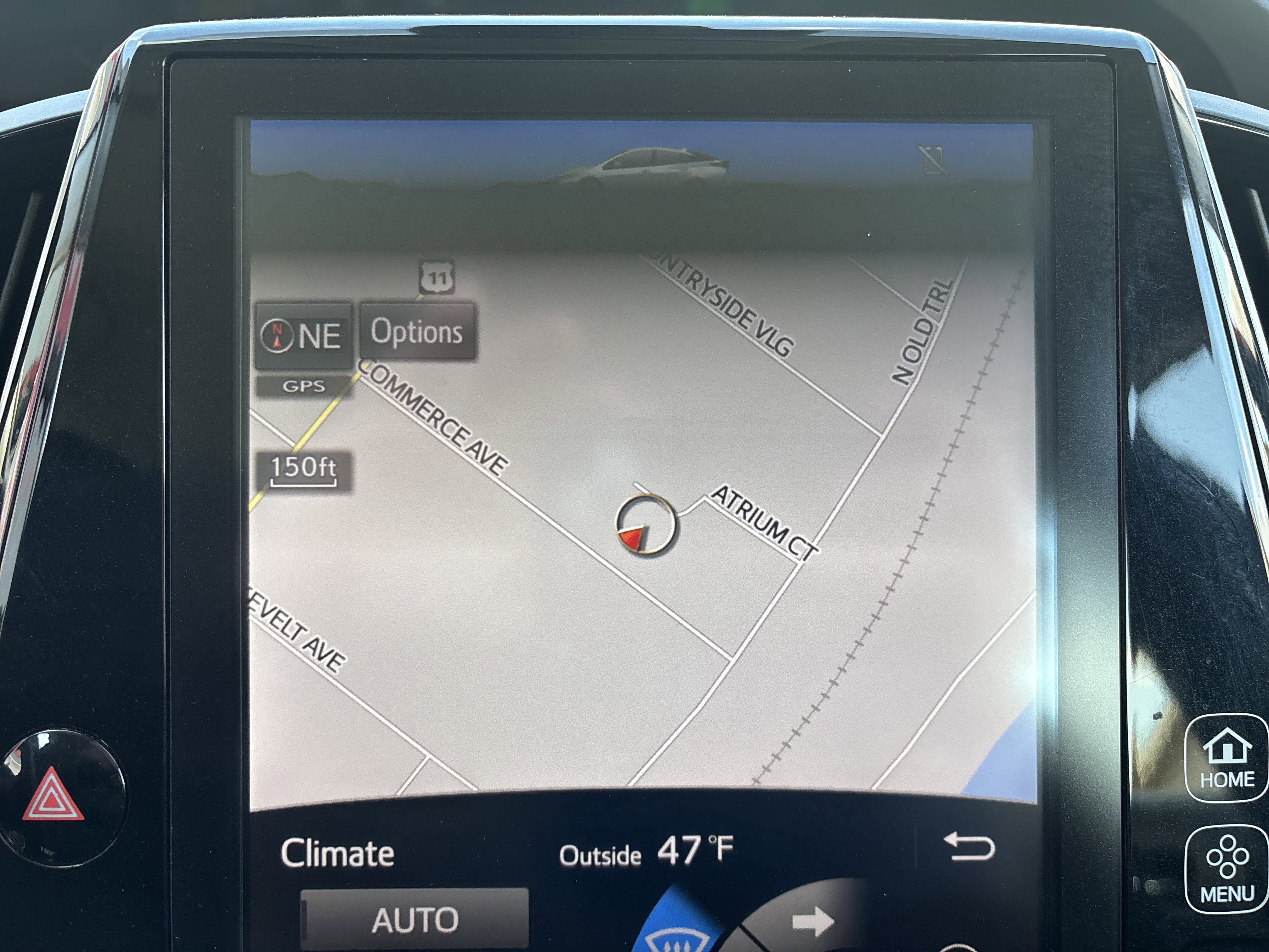 Used 2018 Toyota Prius Prime Premium image 27