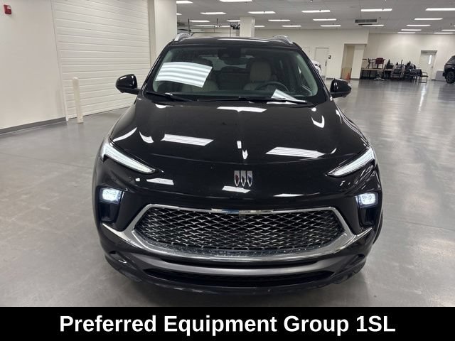 Used 2024 Buick Encore GX Avenir w/ Avenir Technology Package AWD/4WD image 2