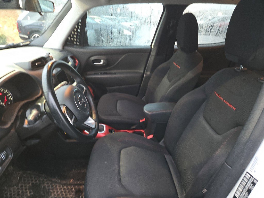Used 2020 Jeep Renegade Trailhawk w/ Cold Weather Group image 9