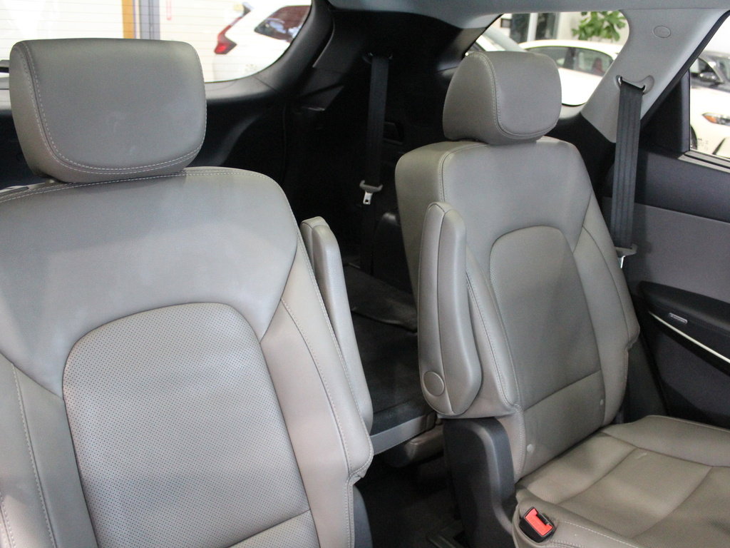 Used 2017 Hyundai Santa Fe Limited image 21