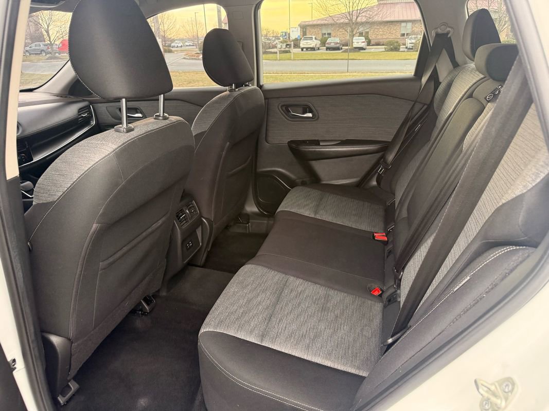 Used 2021 Nissan Rogue SV AWD/4WD image 11