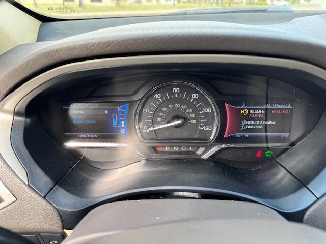 Used 2014 Lincoln MKZ Hybrid w/ Equipment Group 201A Select FWD image 39