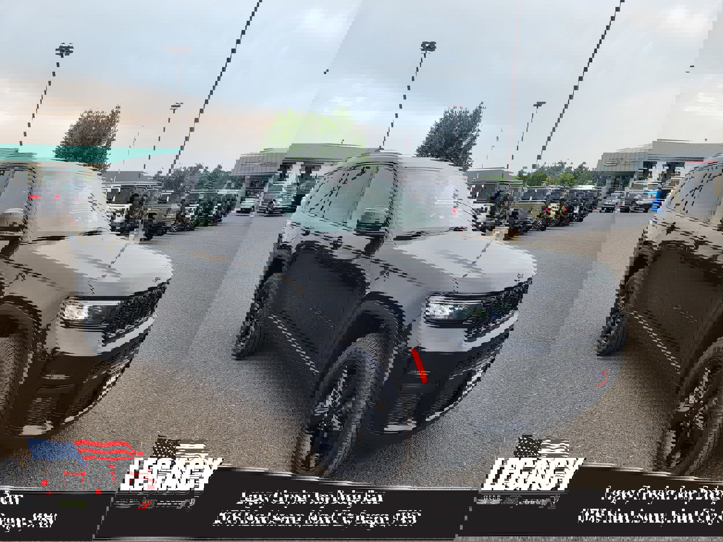 New 2025 Jeep Grand Cherokee L Altitude image 1