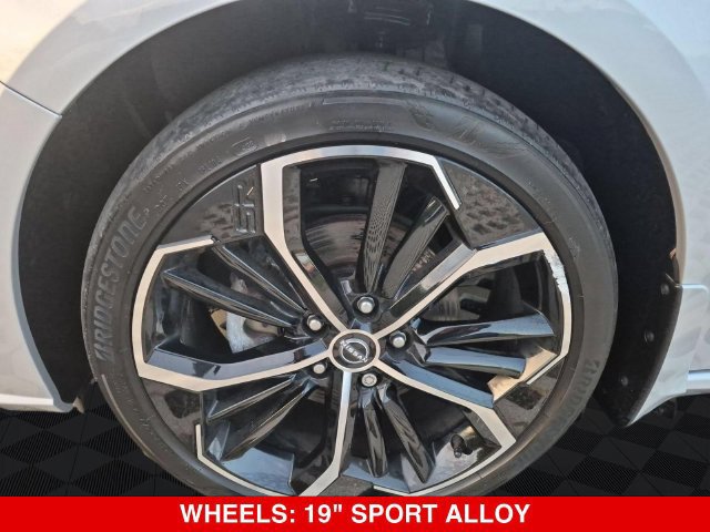Certified 2023 Nissan Altima 2.5 SR AWD/4WD image 11
