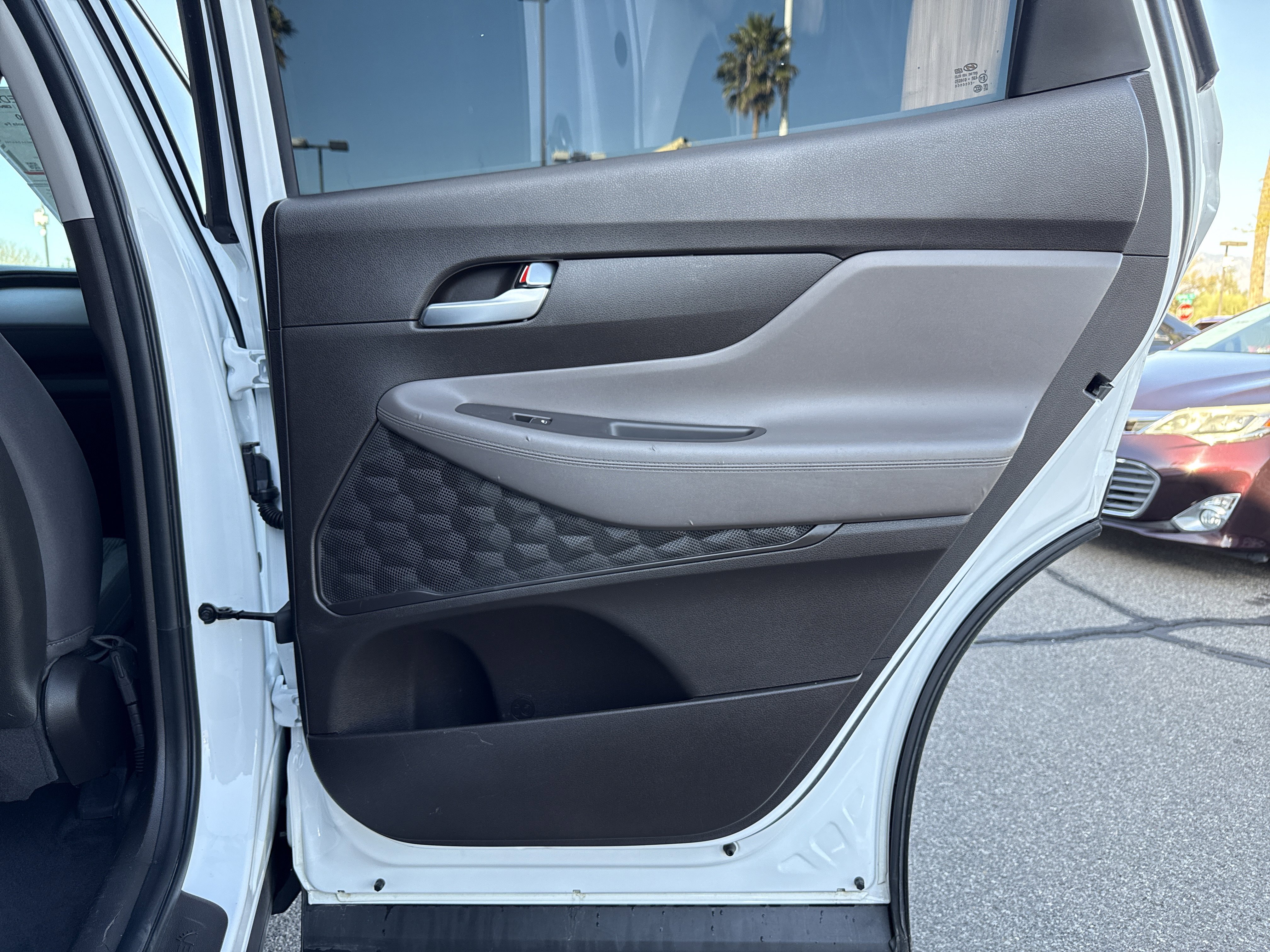 Used 2020 Hyundai Santa Fe SEL image 43