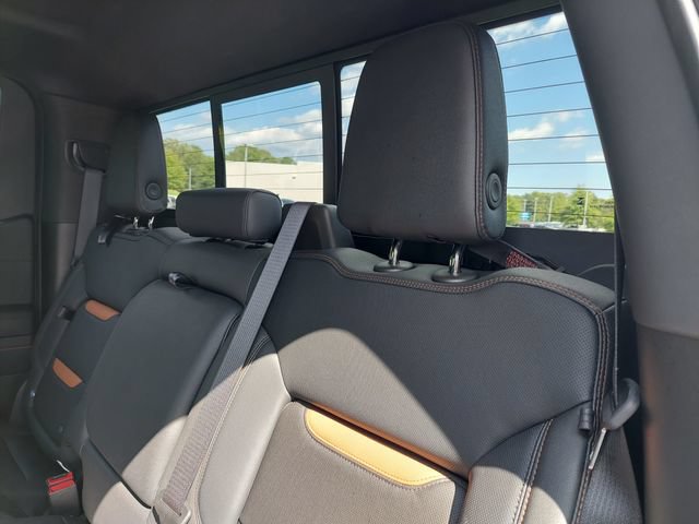 Used 2024 GMC Sierra 1500 AT4 w/ Technology Package AWD/4WD image 36