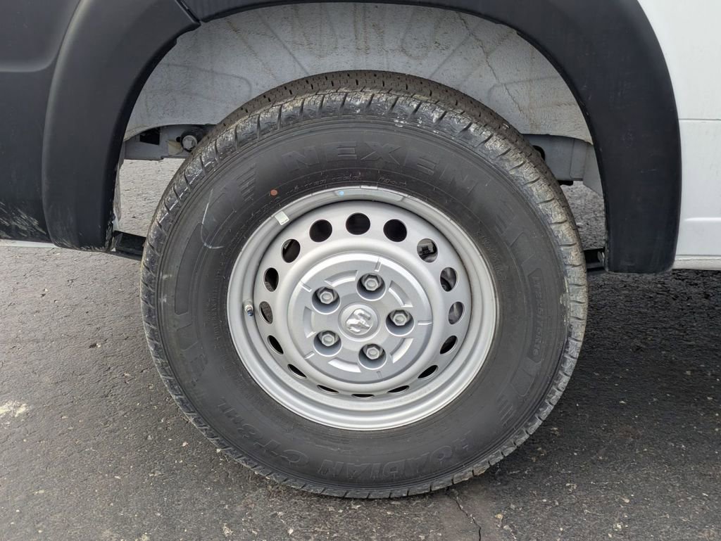 Used 2024 RAM ProMaster 2500 FWD image 12
