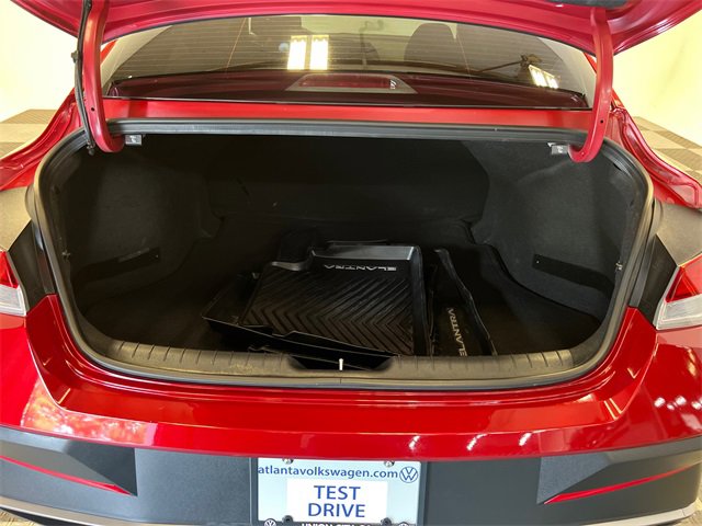 Used 2024 Hyundai Elantra SEL image 5