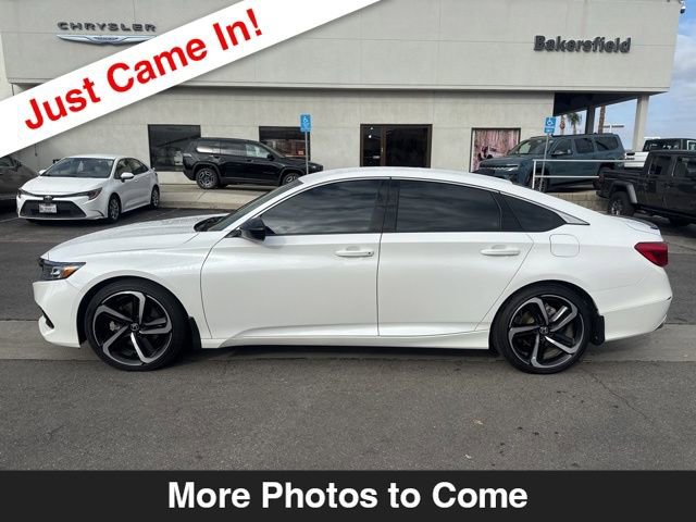 Used 2022 Honda Accord Sport image 2
