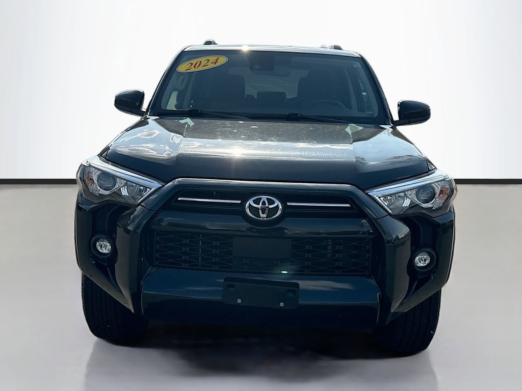 Used 2024 Toyota 4Runner SR5 image 2