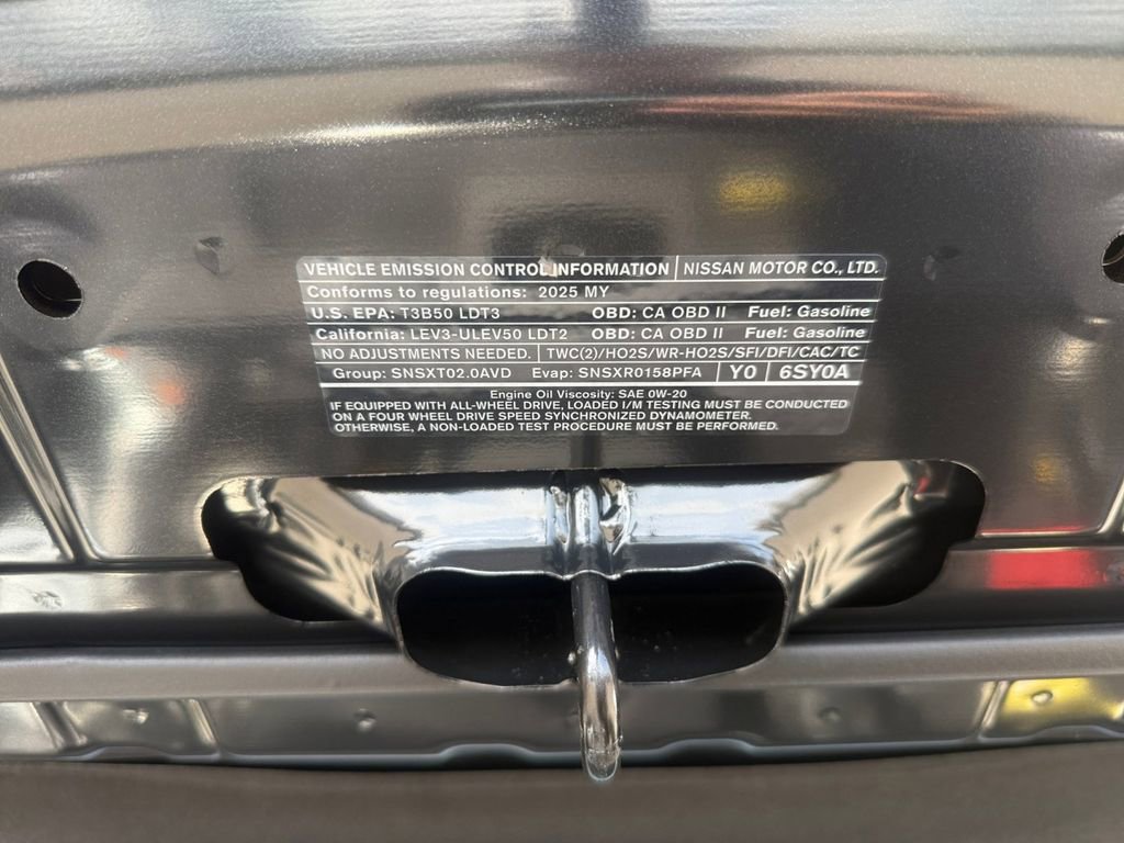 Used 2025 INFINITI QX60 Pure image 33