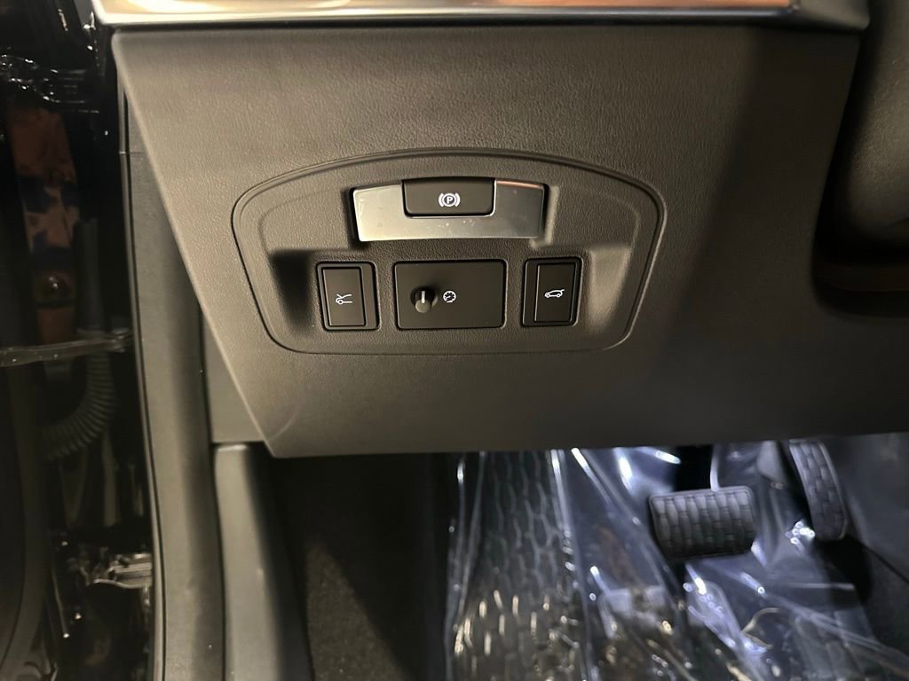 New 2024 Jaguar I-PACE R-Dynamic HSE AWD/4WD image 27
