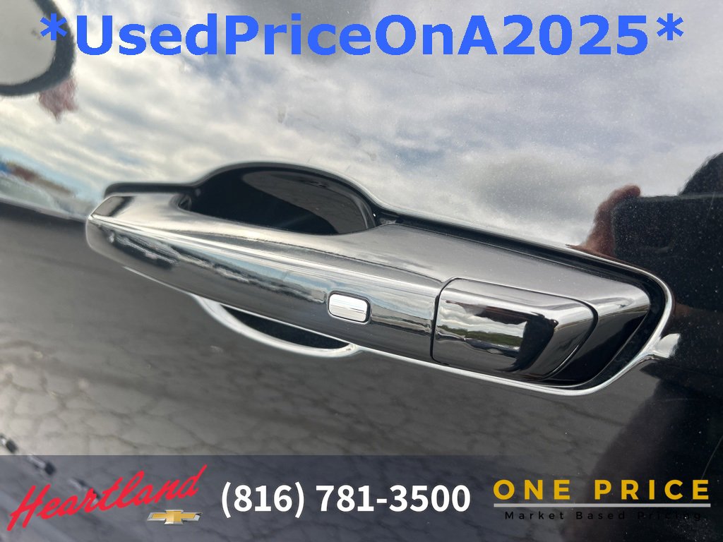 Used 2025 Chevrolet Equinox RS image 17