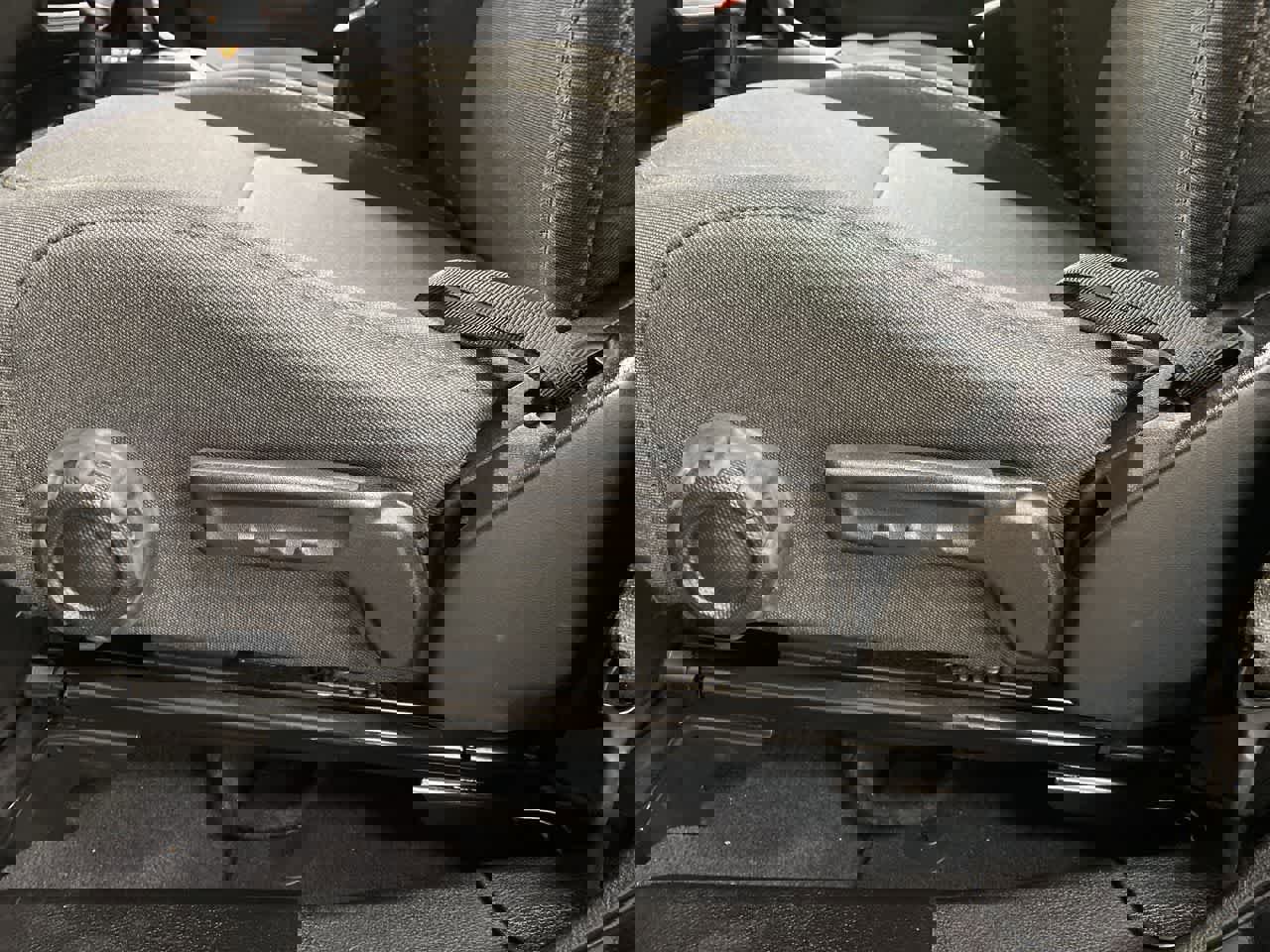 Used 2025 Jeep Wrangler Sahara image 14