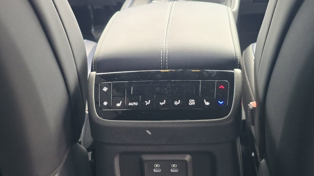 New 2026 INFINITI QX60 Sport image 24