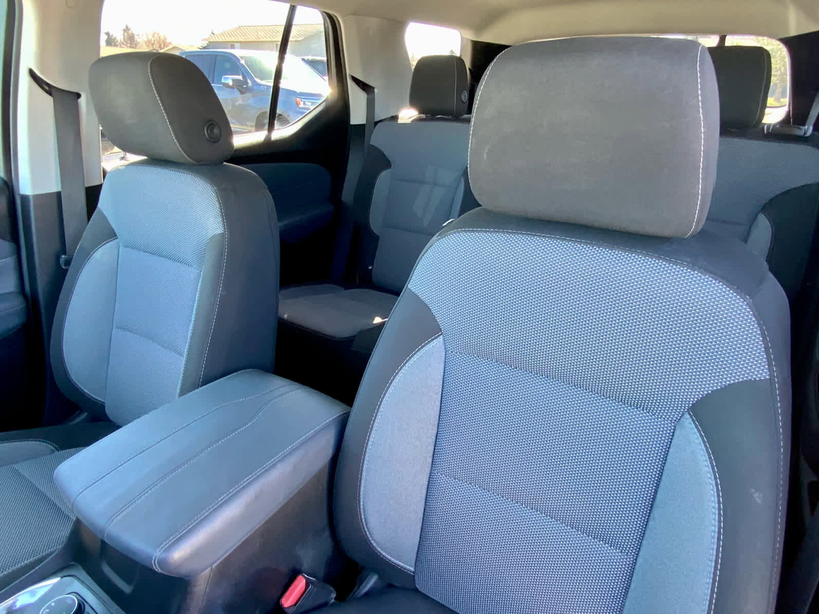 Used 2018 Chevrolet Traverse LT image 26