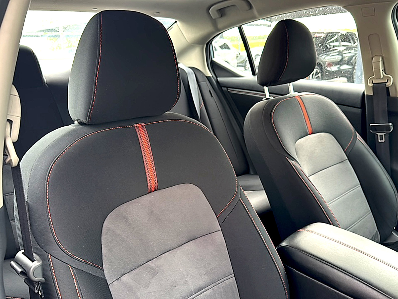 Used 2025 Nissan Sentra SR FWD image 24