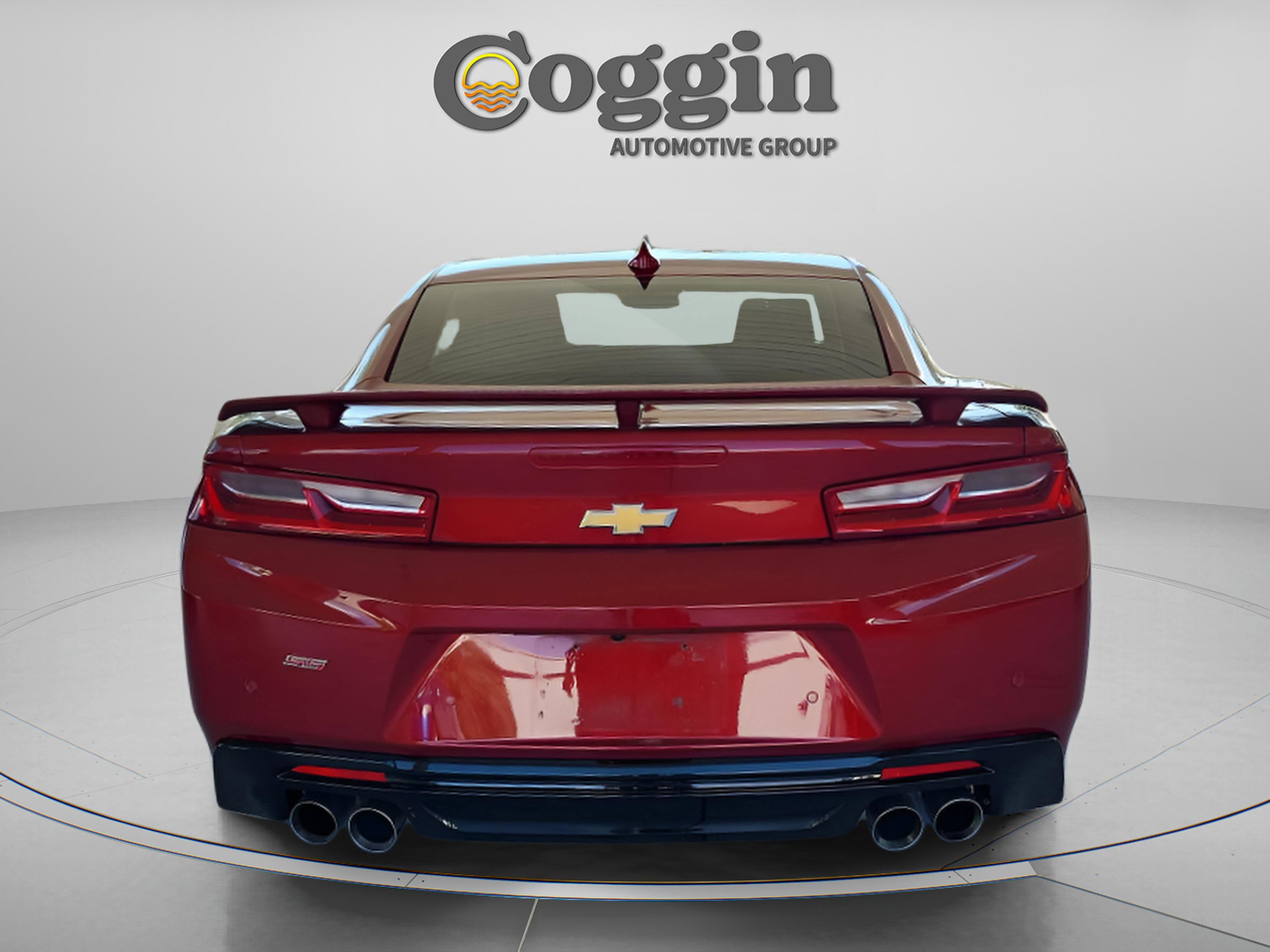 Used 2016 Chevrolet Camaro SS RWD image 4