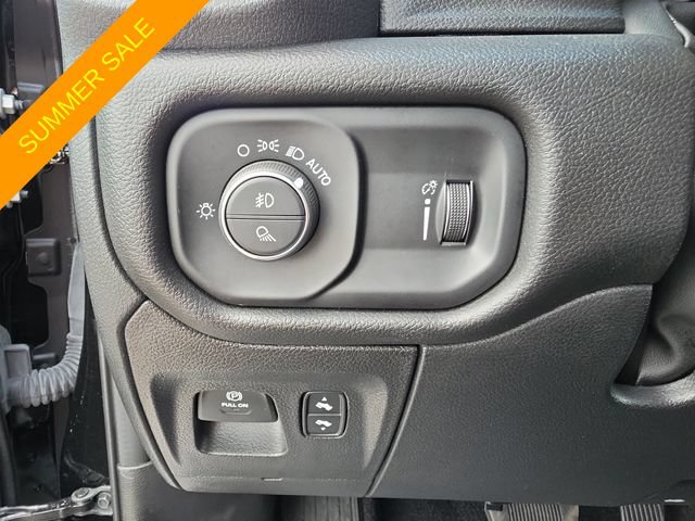 Used 2025 RAM 1500 Big Horn RWD image 21