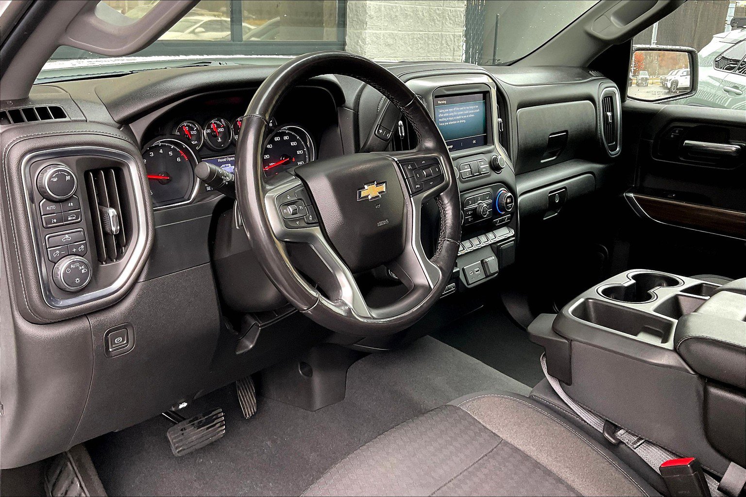 Used 2019 Chevrolet Silverado 1500 LT w/ All-Star Edition AWD/4WD image 18