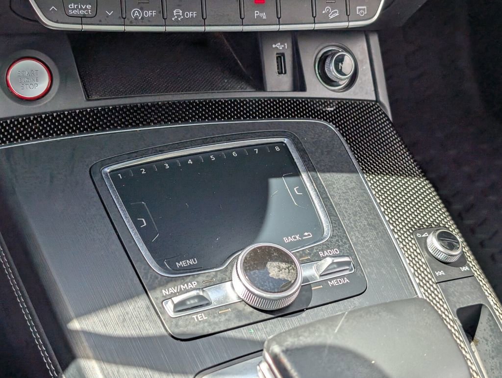 Used 2018 Audi SQ5 Prestige w/ Prestige Package image 26