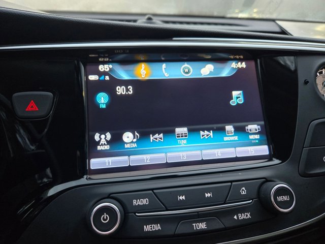 Used 2019 Buick Envision Essence image 13