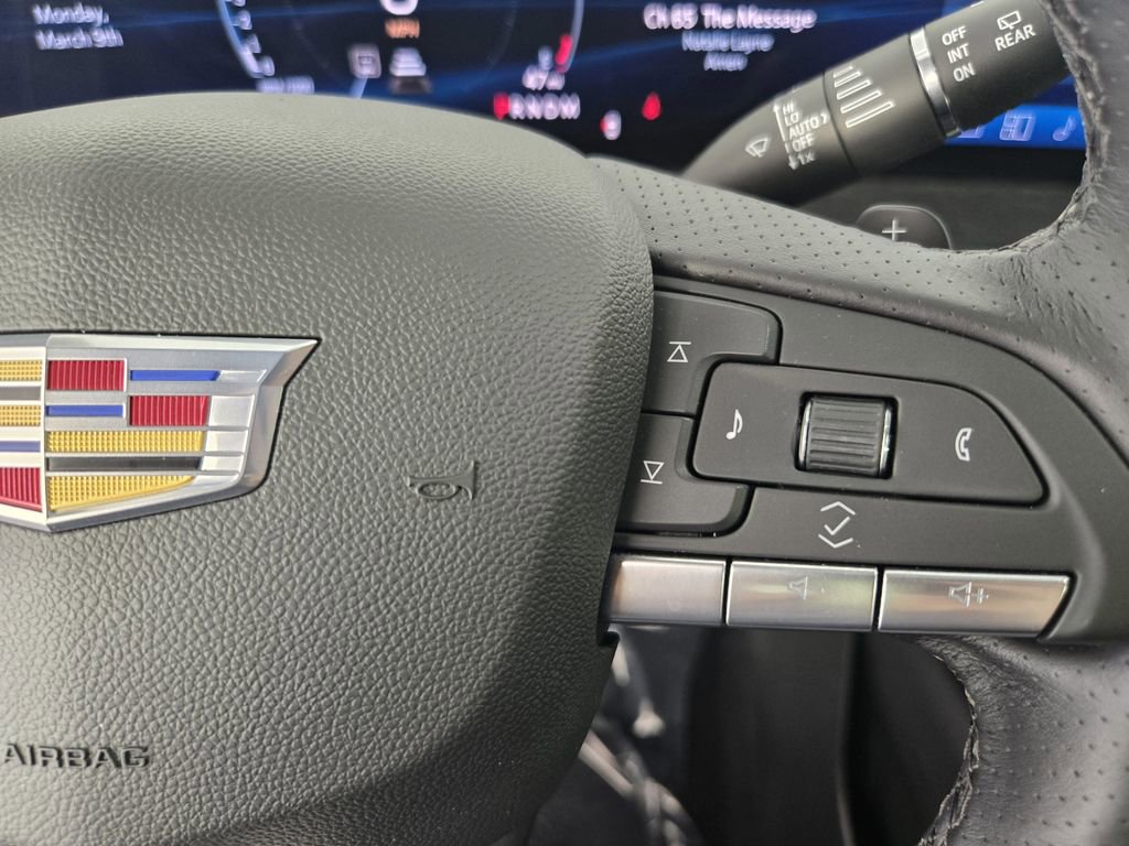 Used 2024 Cadillac XT4 Sport image 31