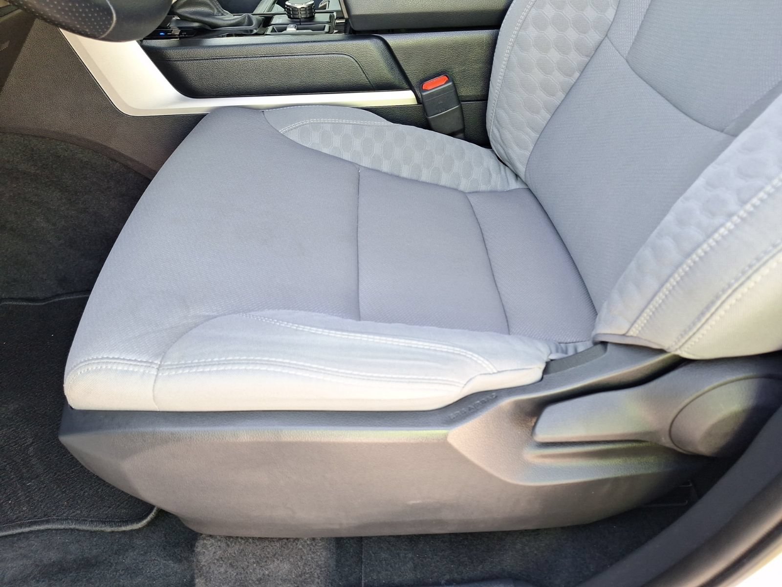 Used 2024 Toyota Tundra SR5 w/ SR5 Convenience Package AWD/4WD image 17
