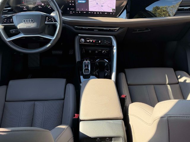 Certified 2025 Audi Q5 Premium Plus AWD/4WD image 16