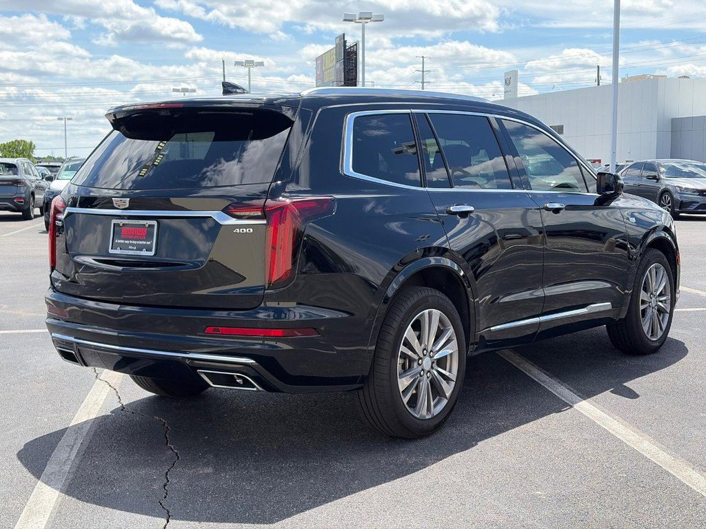 Used 2024 Cadillac XT6 Premium Luxury w/ Technology Package AWD/4WD image 5