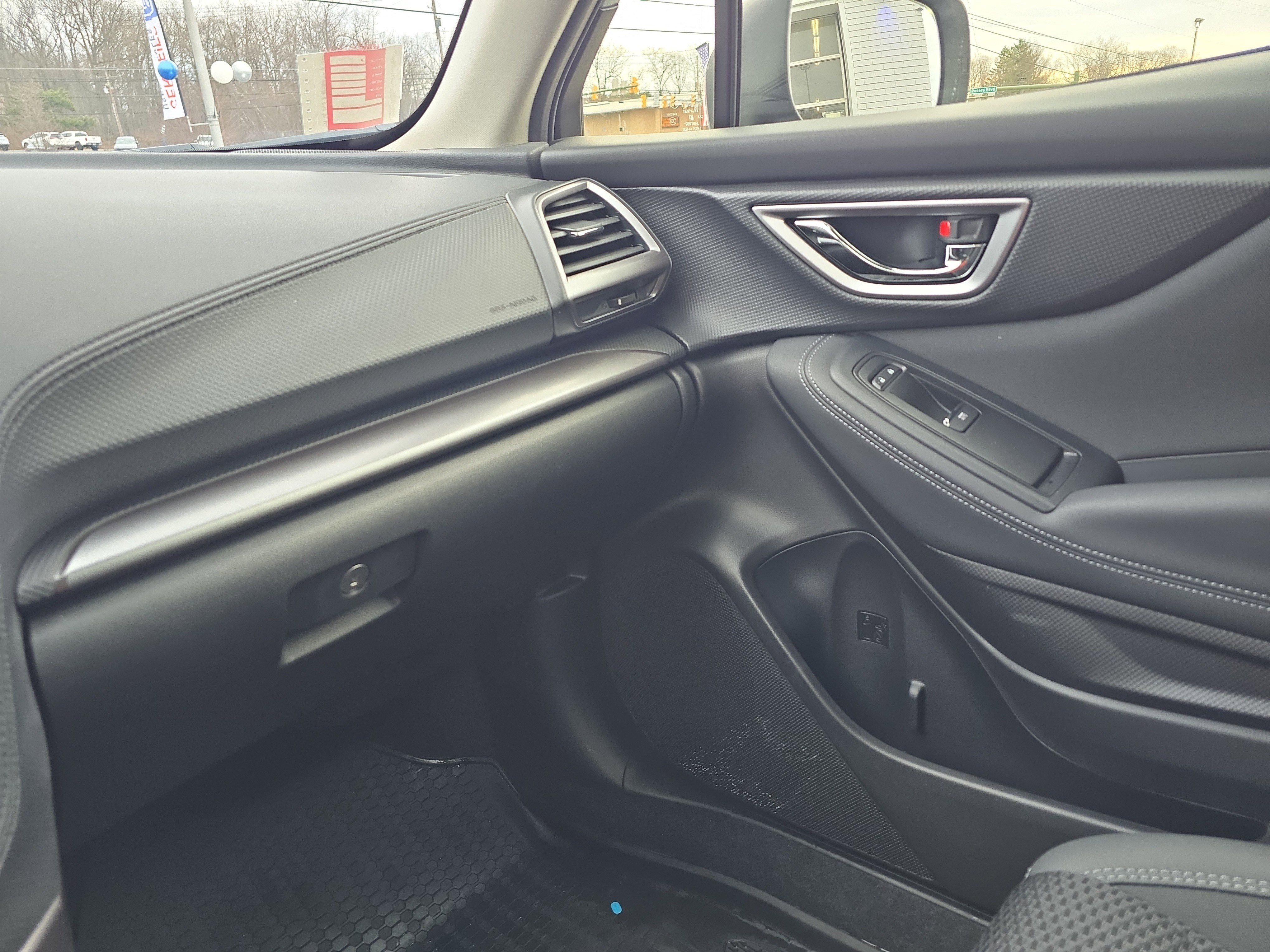 Used 2020 Subaru Forester Premium image 32