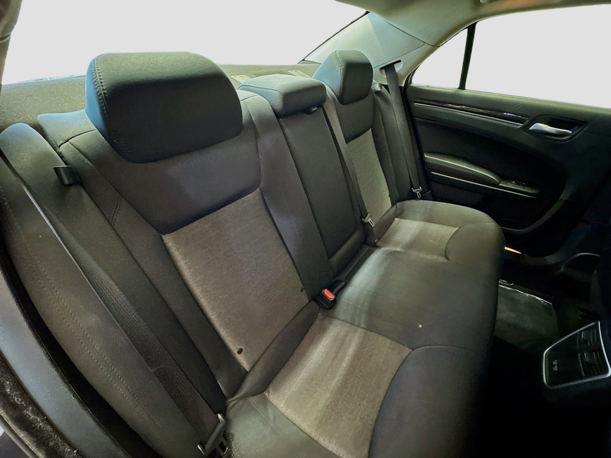 Used 2023 Chrysler 300 Touring image 16