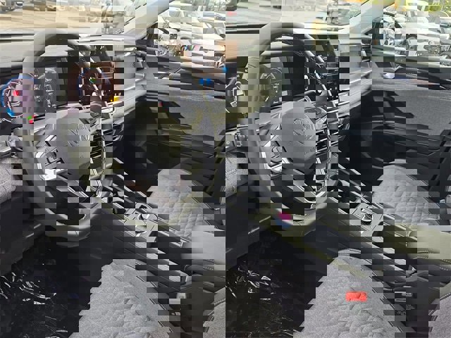 New 2025 Volkswagen Tiguan S image 16