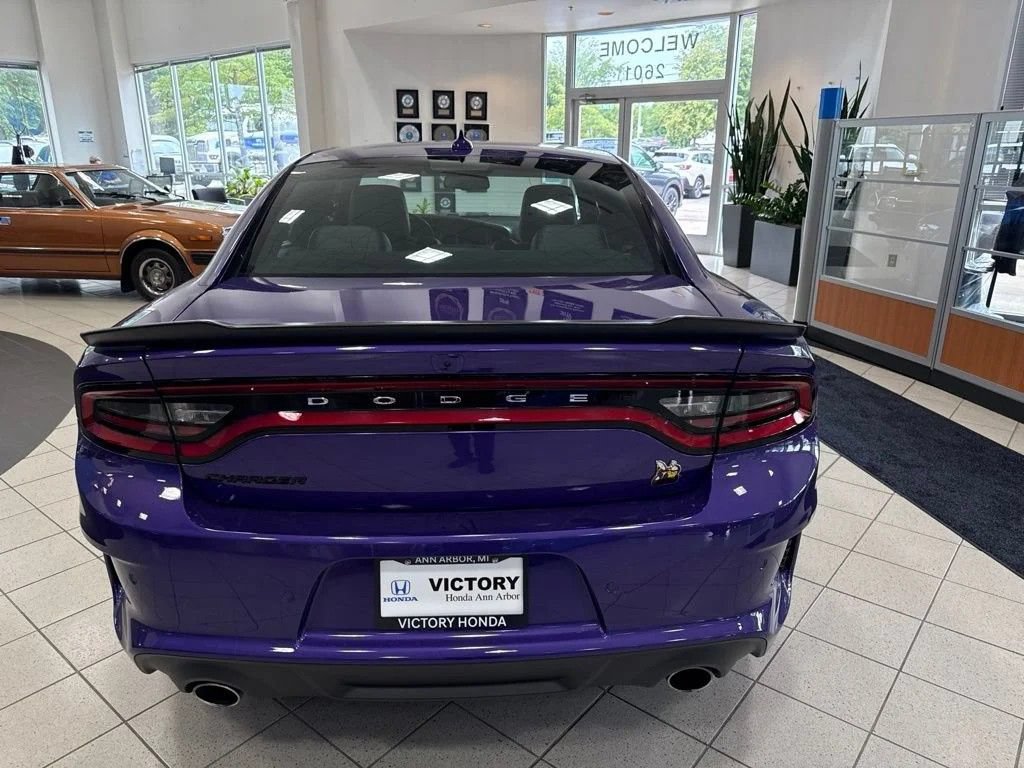 Used 2023 Dodge Charger Scat Pack RWD image 9