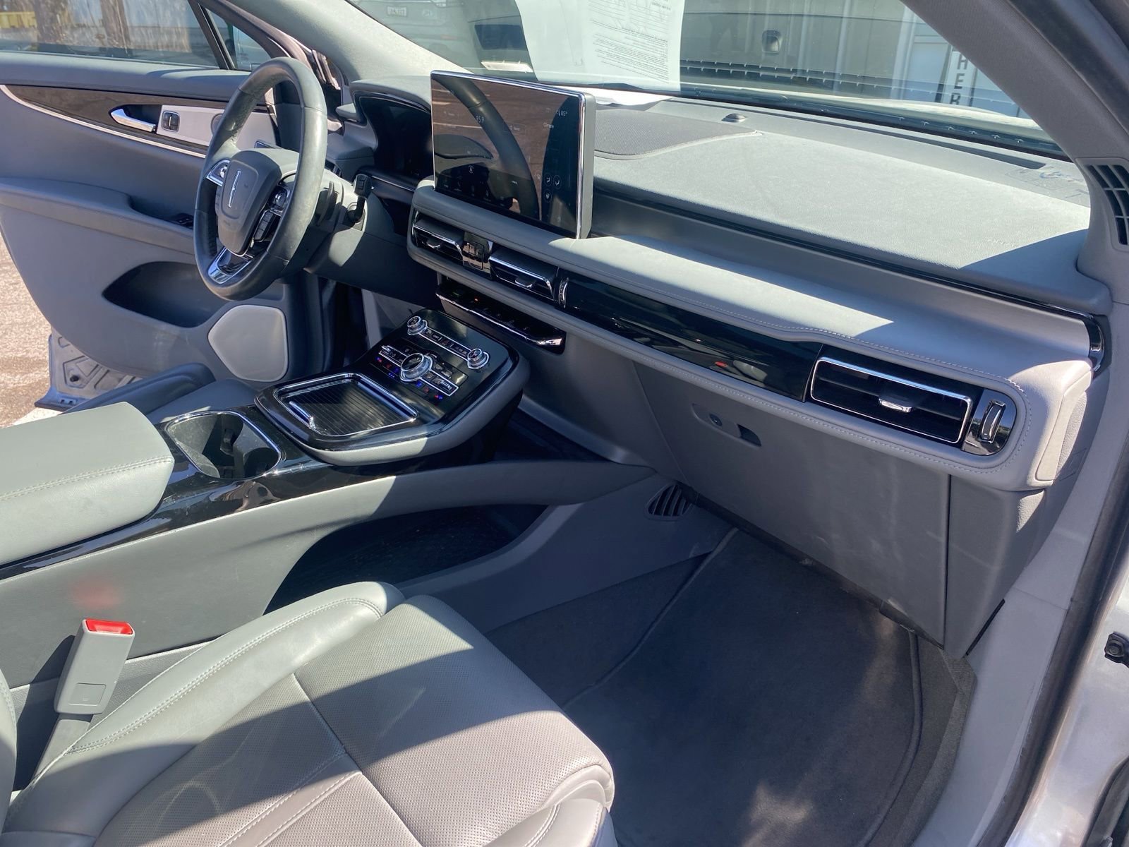 Used 2021 Lincoln Nautilus Reserve w/ Equipment Group 202A image 26