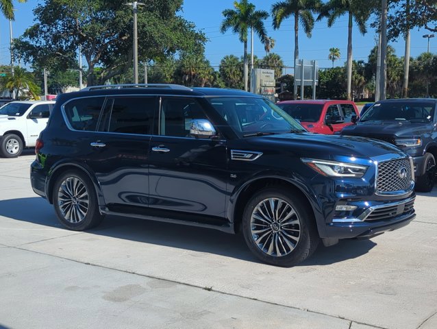 Used 2018 INFINITI QX80 2WD w/ Deluxe Technology Package video 3