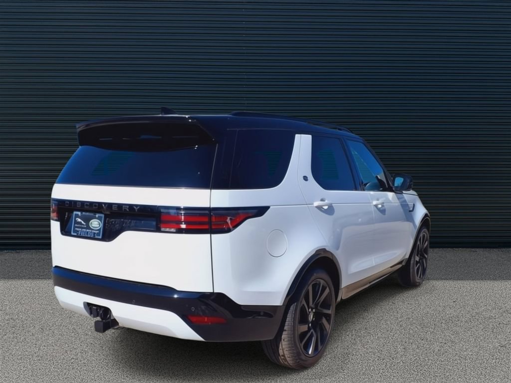 New 2025 Land Rover Discovery Dynamic SE AWD/4WD image 3