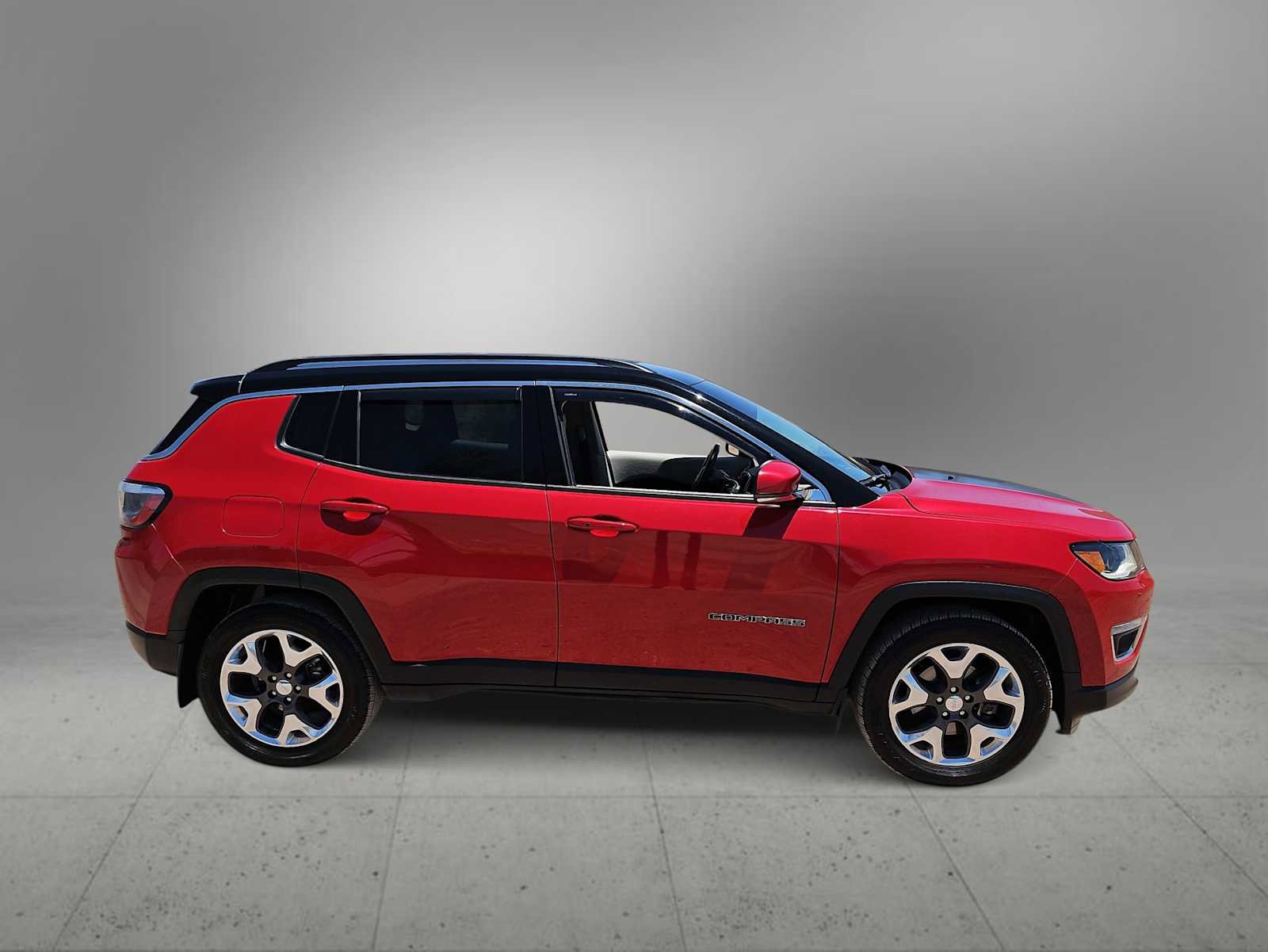 Used 2018 Jeep Compass Limited w/ Navigation Group FWD image 9