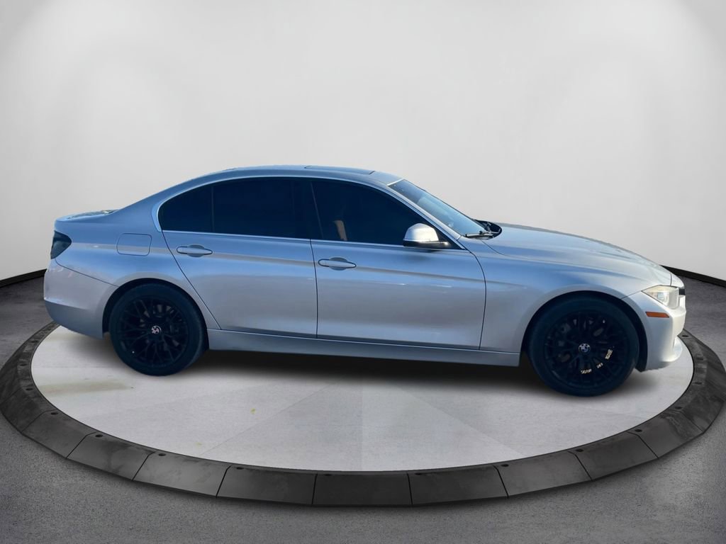 Used 2015 BMW 335i Sedan RWD image 4