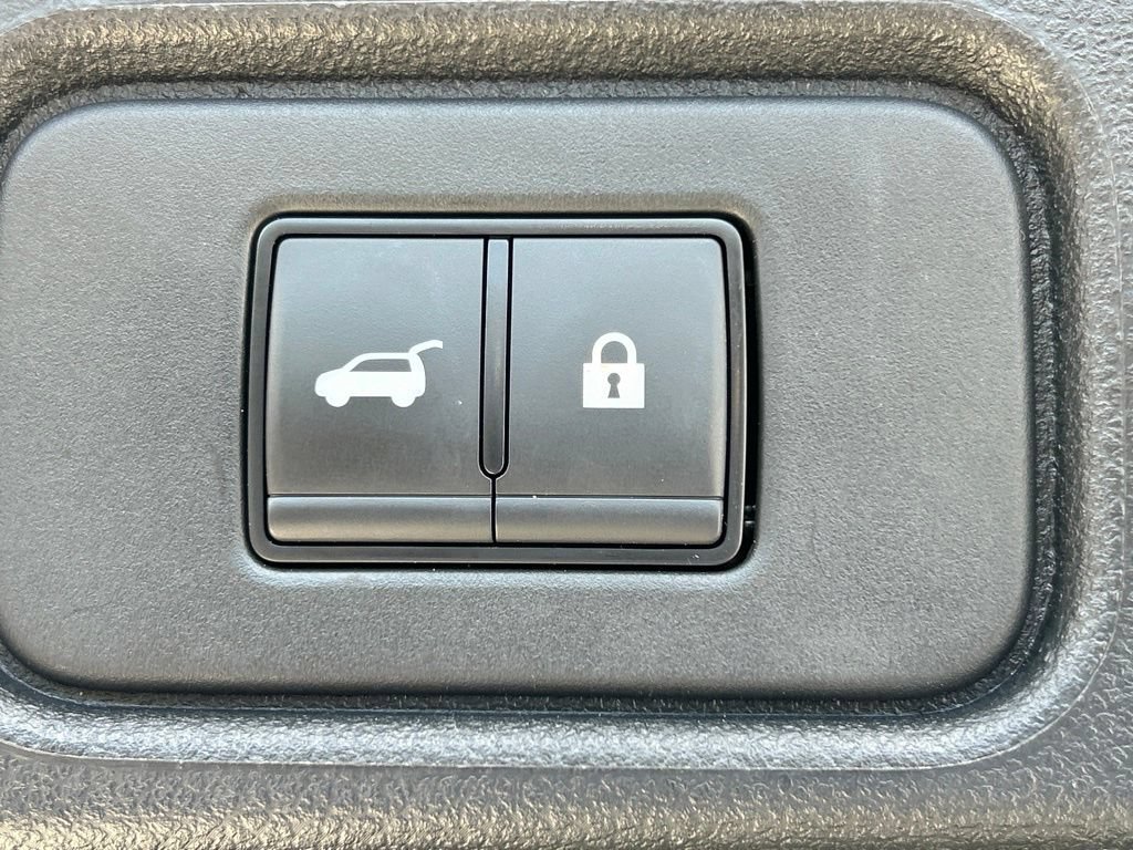Certified 2025 Nissan Pathfinder SV w/ SV Premium Package FWD image 55